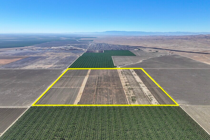 W. Packard Avenue, Coalinga, CA for sale - Building Photo - Image 2 of 12
