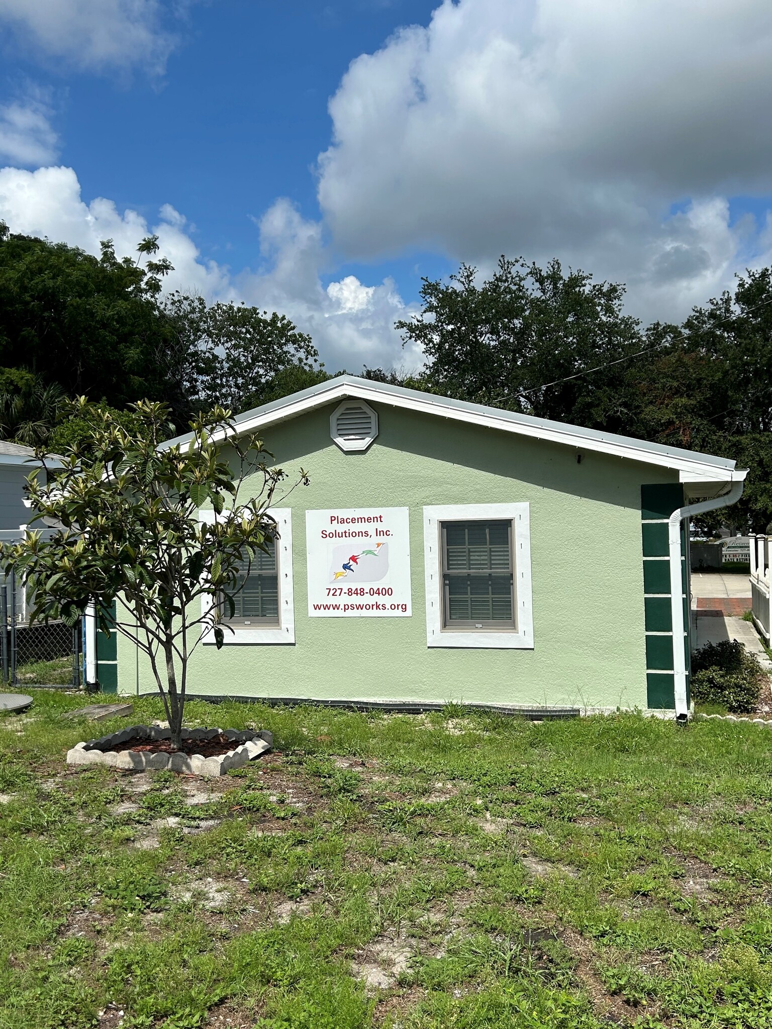 6511 Main St, New Port Richey, FL à vendre Photo du b timent- Image 1 de 6