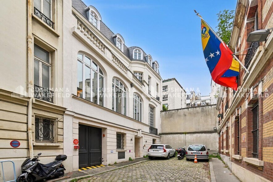 10 Rue Cimarosa, Paris for lease - Building Photo - Image 2 of 15