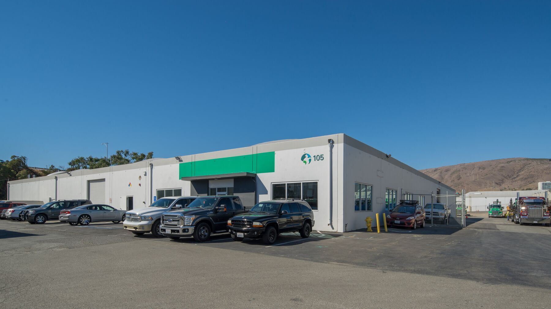 105 Associated Rd, South San Francisco, CA for lease Building Photo- Image 1 of 4