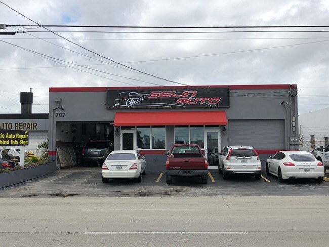 Plus de détails pour 707-709 N Dixie Hwy, Hallandale Beach, FL - Industriel à louer
