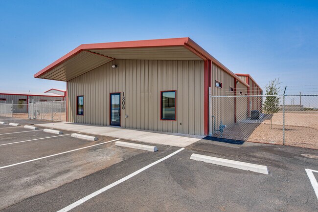 Plus de détails pour 1808 N FM 1788, Midland, TX - Industriel à louer