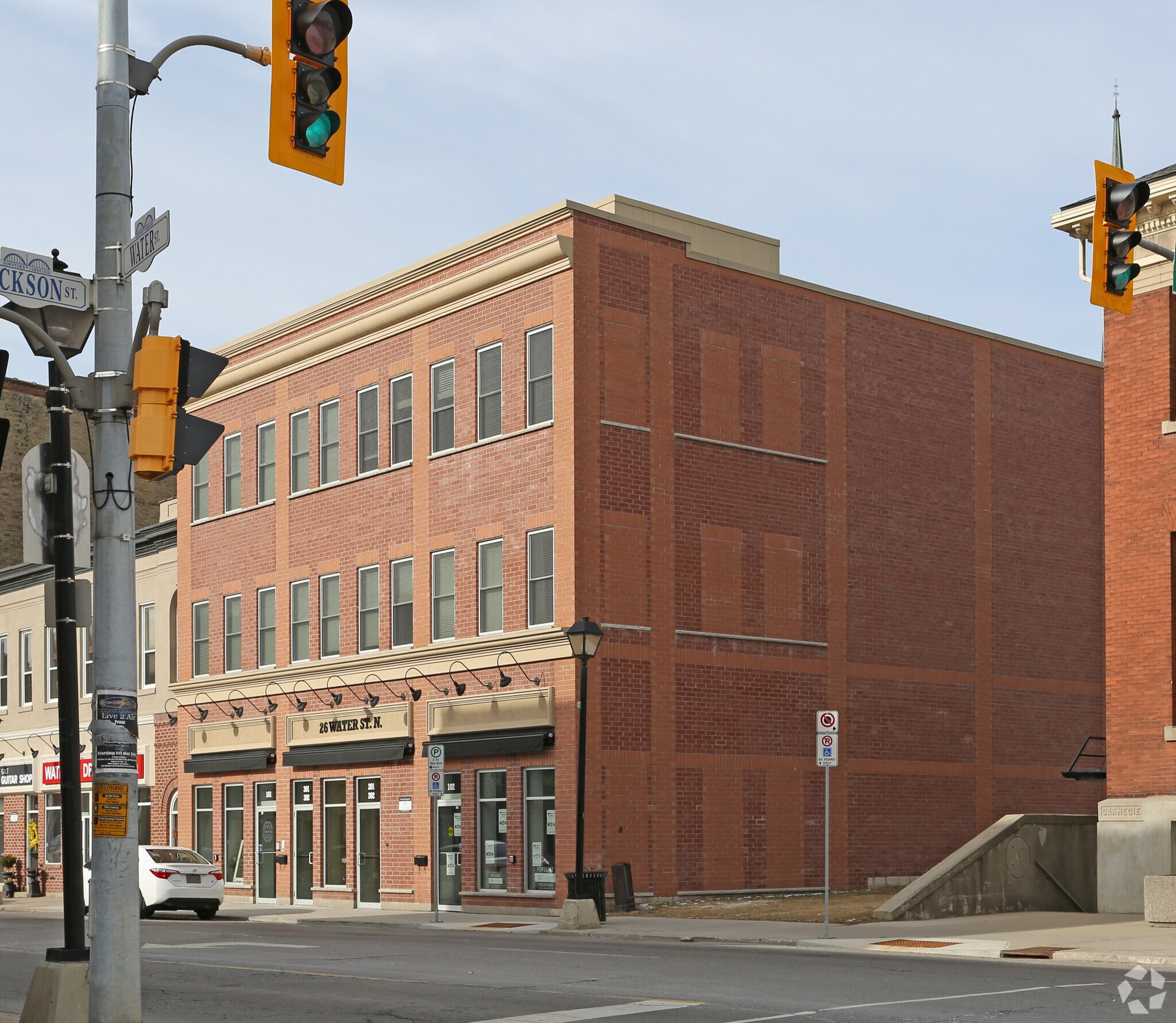 26 Water St N, Cambridge, ON à vendre Photo principale- Image 1 de 1