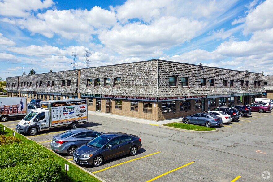 2000 Thurston Dr, Ottawa, ON à louer - Photo du bâtiment - Image 2 de 2