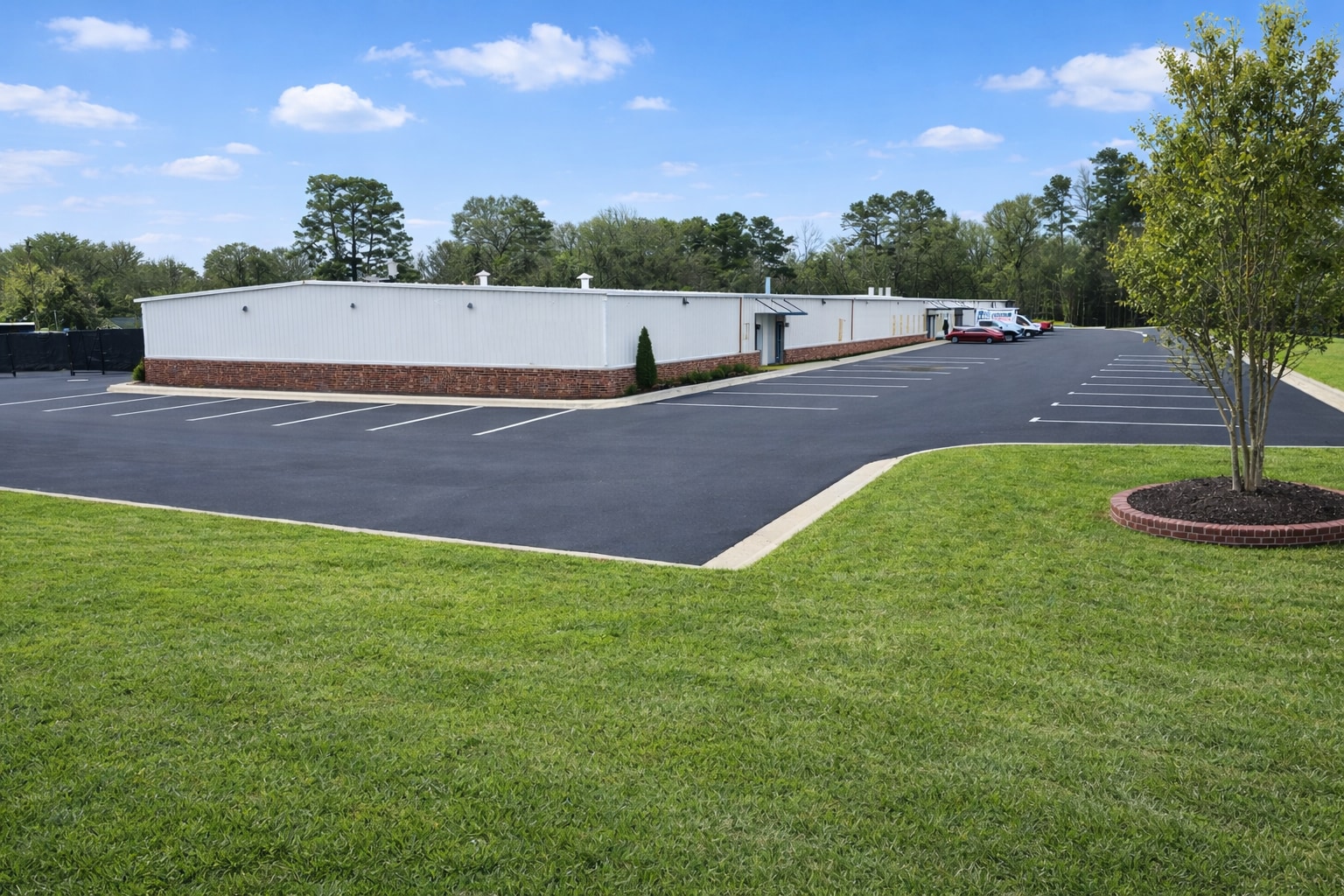 114 S State St, Haw River, NC for sale Primary Photo- Image 1 of 23