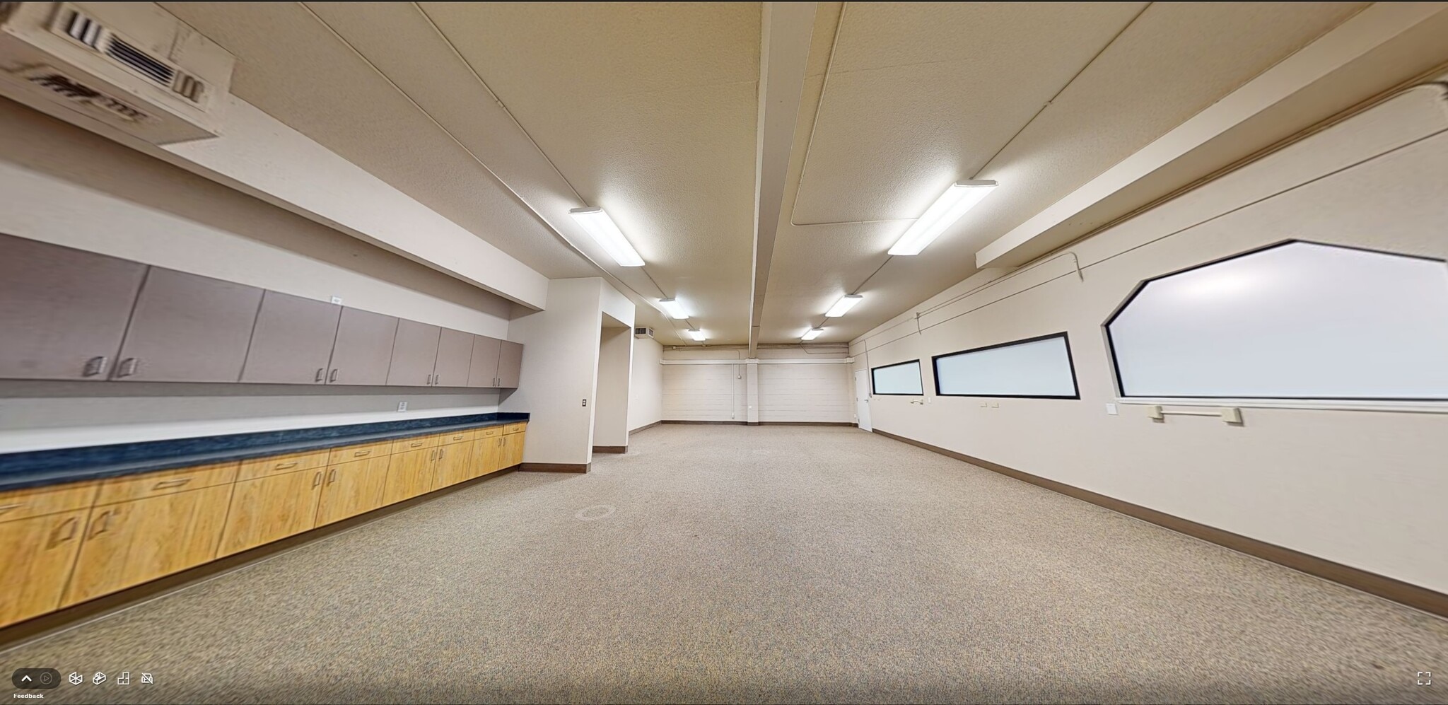 4216 Shasta Dam Blvd, Shasta Lake, CA à louer Photo intérieure- Image 1 de 9