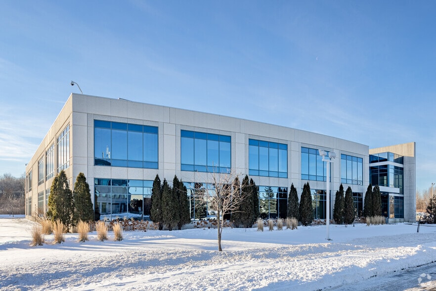 7055 St Alexander Fleming, Montréal, QC for sale - Primary Photo - Image 1 of 1