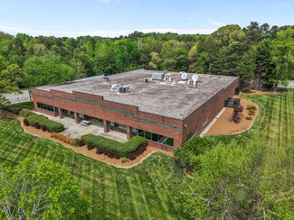 Plus de détails pour 4239 Piedmont Pky, Greensboro, NC - Industriel à louer