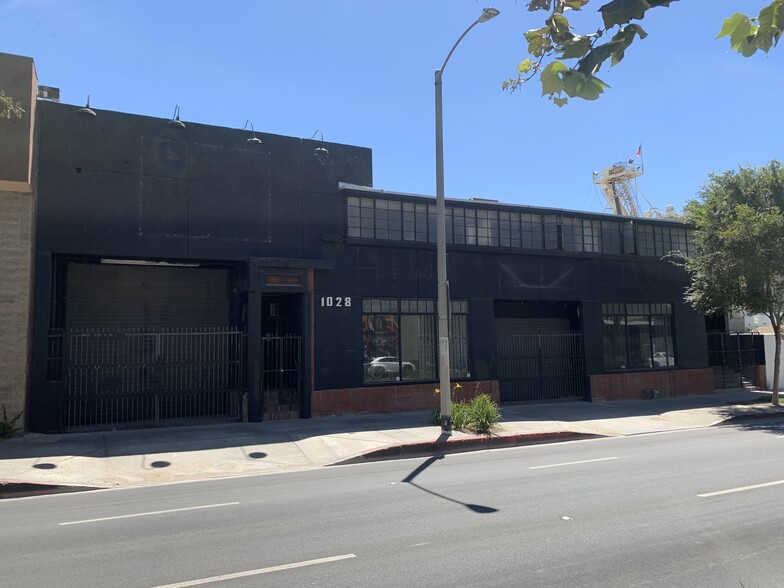 1020 N La Brea Ave, Los Angeles, CA for lease - Building Photo - Image 1 of 5