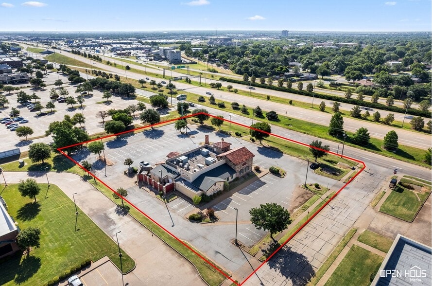 4330 Kell Blvd, Wichita Falls, TX à vendre - Photo du bâtiment - Image 1 de 51