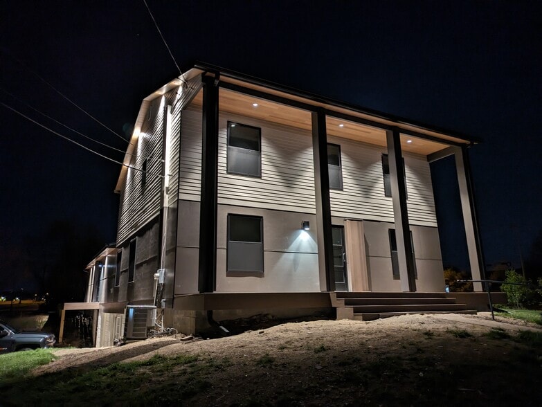 83 Dutilh Rd, Cranberry Twp, PA à louer - Photo du bâtiment - Image 2 de 8