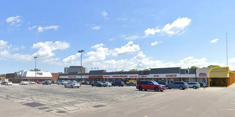 6831-6891 Ridge Rd, Parma, OH for lease - Building Photo - Image 1 of 1