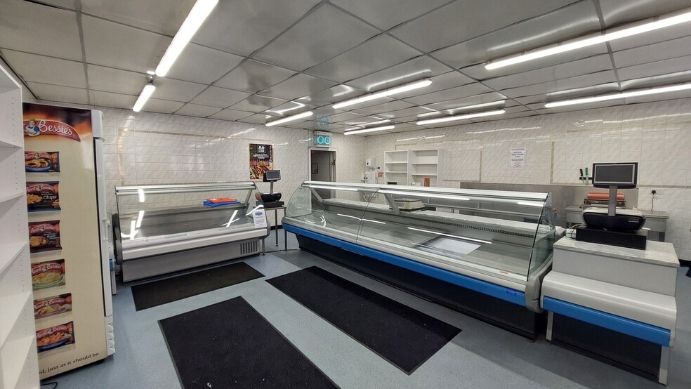 36 High St, Blairgowrie for lease - Building Photo - Image 3 of 5