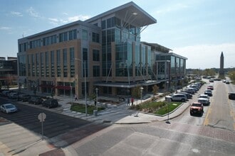 1917 S 67th St, Omaha, NE for lease Interior Photo- Image 2 of 9