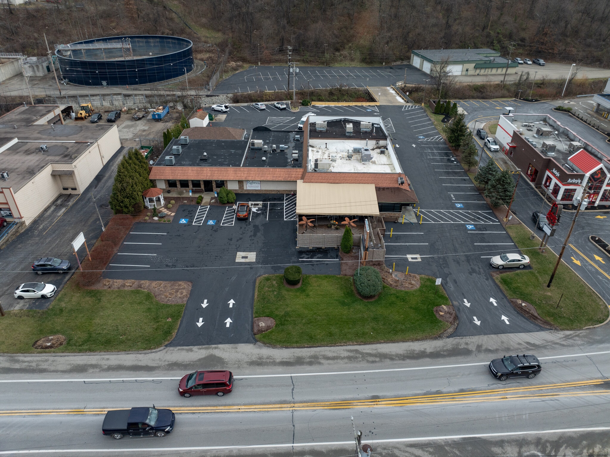 1808 Golden Mile Hwy, Pittsburgh, PA for sale Primary Photo- Image 1 of 2