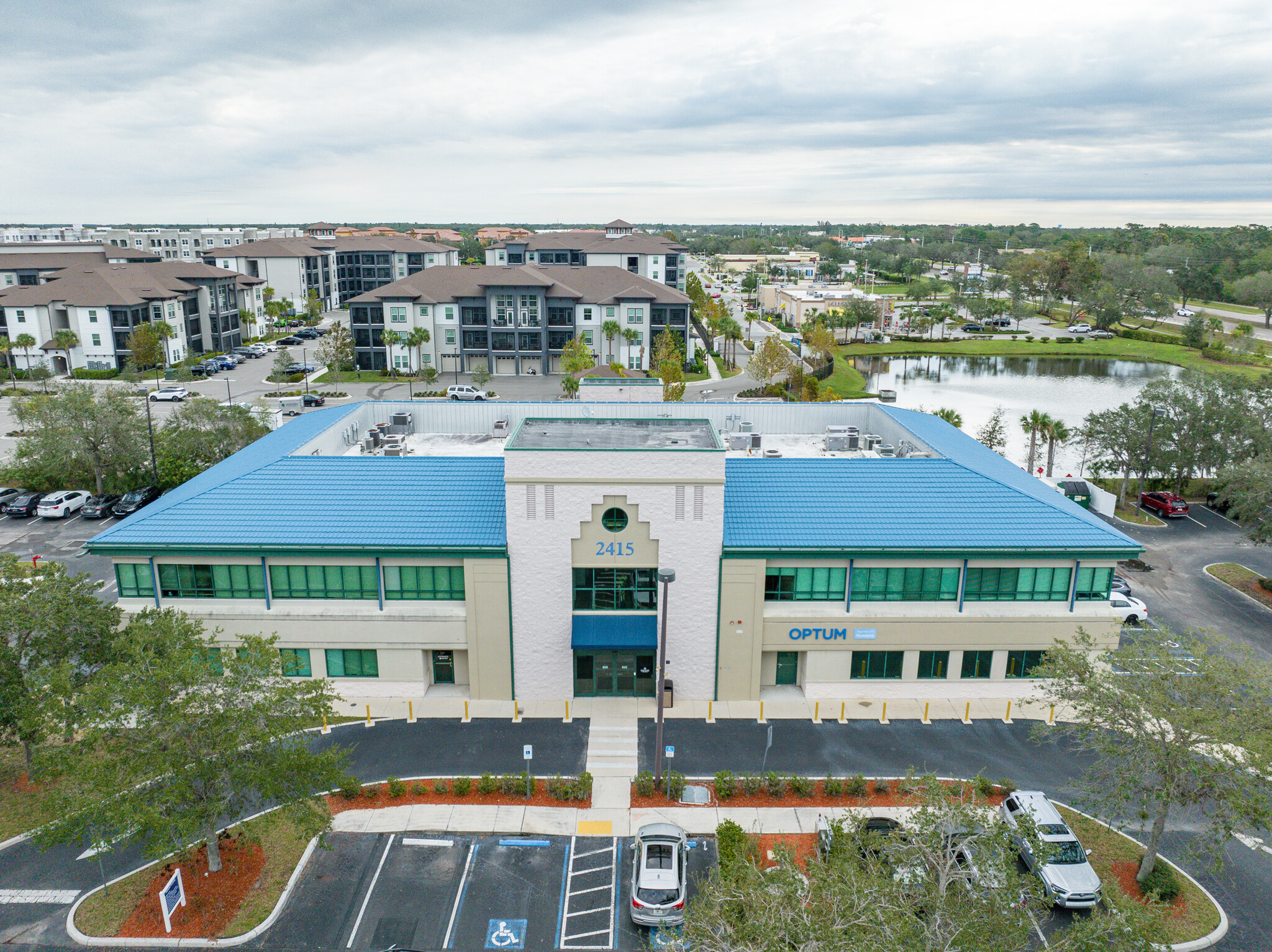 2401 University Pky, Sarasota, FL à louer Photo du b timent- Image 1 de 10