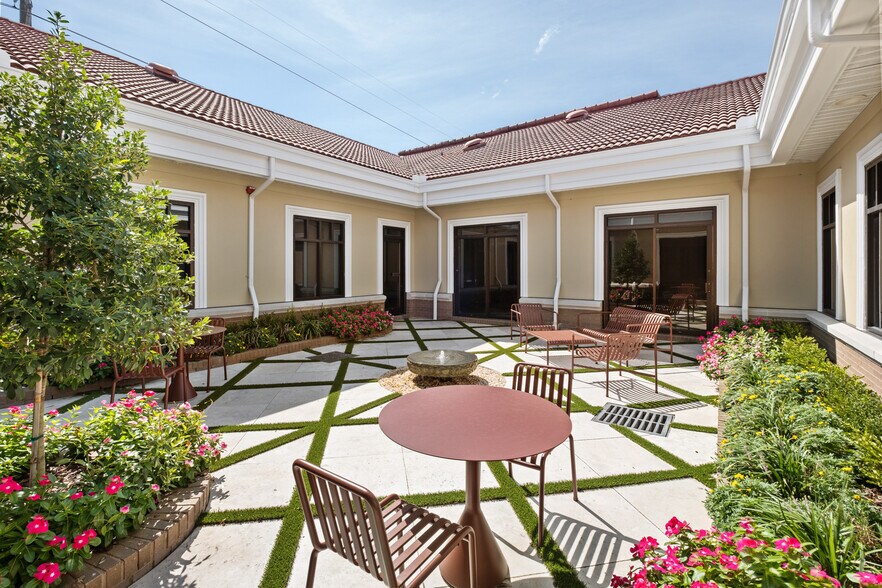 1213 Culbreth Dr, Wilmington, NC à louer - Photo du bâtiment - Image 2 de 27