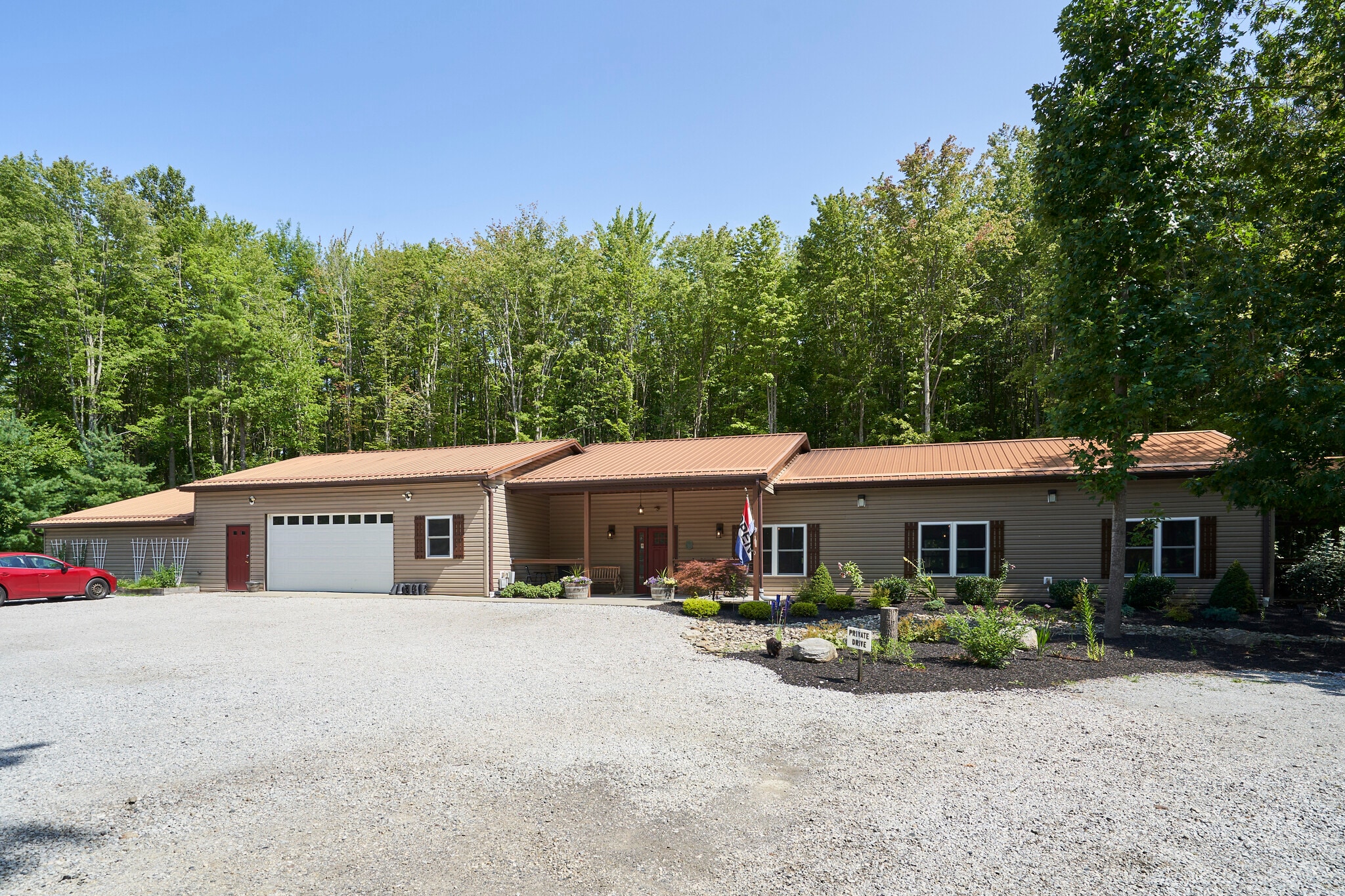 834 Clyde Hill (South Countyline Rd), Geneva, OH for sale Building Photo- Image 1 of 44
