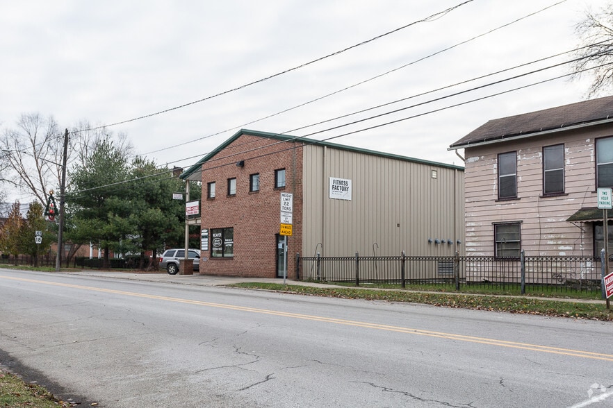 3143 Main St, West Middlesex, PA à louer - Photo du bâtiment - Image 2 de 25