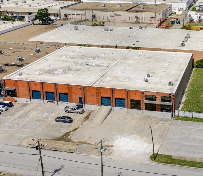 4855 Cash Rd, Dallas, TX for lease - Aerial - Image 2 of 11