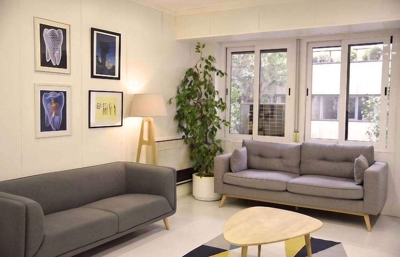 Madrid, MAD 28009 - Unit DR - - Interior Photo - Image 2 of 10