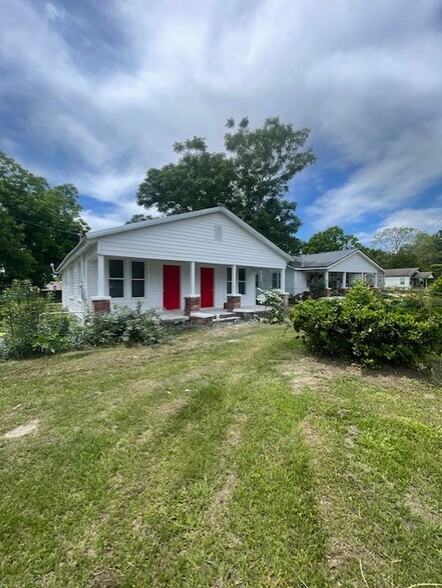 105 W Boundry St, Eufaula, AL for sale - Primary Photo - Image 1 of 24