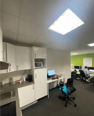 Plus de détails pour Bureau à louer