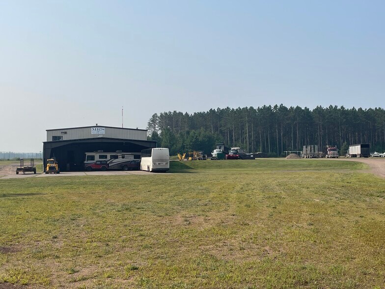 15115 W Hospital Rd, Hayward, WI à vendre - Photo du bâtiment - Image 3 de 12