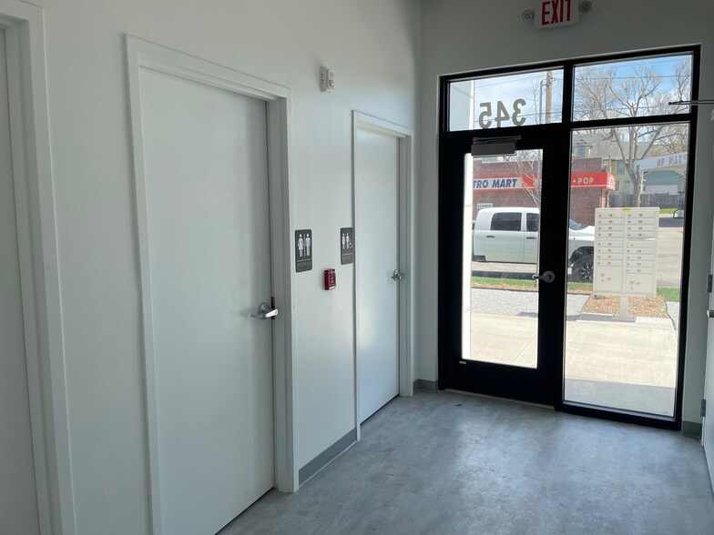 335 N 23rd St, Lincoln, NE à louer - Photo intérieure - Image 3 de 9