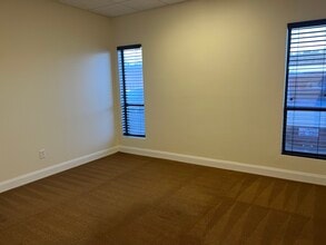 128 Furlong Industrial Dr, Kernersville, NC for lease Interior Photo- Image 2 of 4