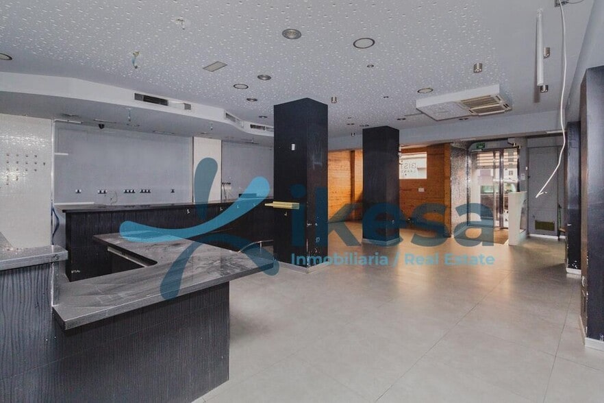 Retail in Almería, Almería for sale - Interior Photo - Image 3 of 19