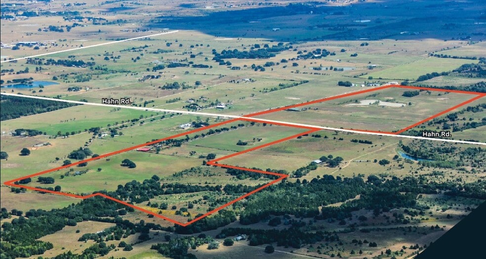 11513 Hahn Rd, Sealy, TX à vendre - Photo du bâtiment - Image 2 de 3