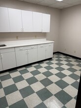 2140 Eastman Ave, Ventura, CA à louer Photo intérieure- Image 1 de 6