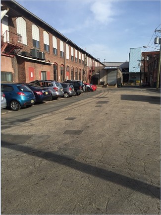 More details for 61 Willet St, Passaic, NJ - Industrial for Lease