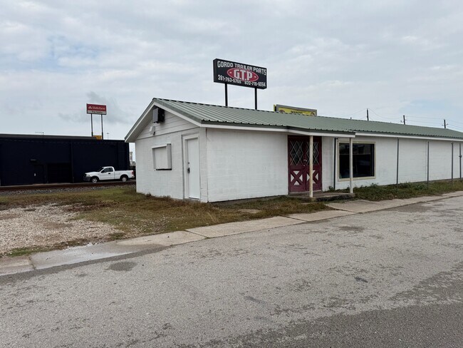 More details for 206 1st St, Humble, TX - Retail for Sale