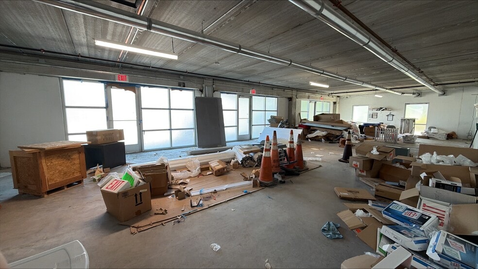 3590 S State Road 7, West Park, FL for lease - Interior Photo - Image 3 of 8