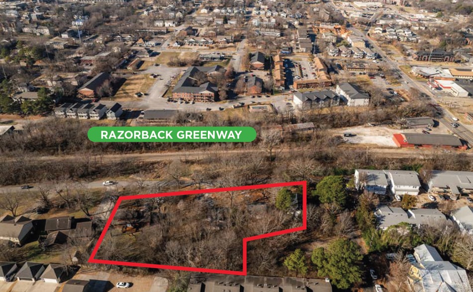 922 N Frisco Ave, Fayetteville, AR à vendre - Photo du bâtiment - Image 2 de 7