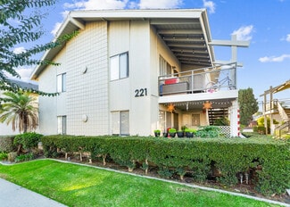 Plus de détails pour 221 S Valencia St, La Habra, CA - Multi-résidentiel à vendre