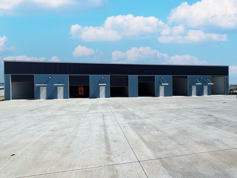 12432 Road Runner Ln, Oklahoma City, OK à louer - Photo principale - Image 2 de 19