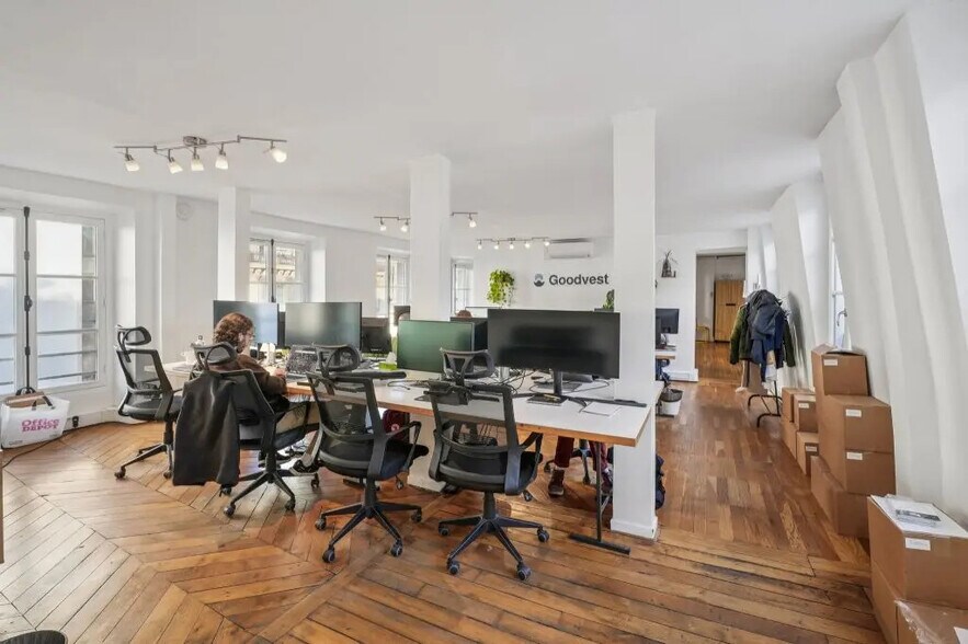 52 Rue De La Chaussee D'Antin, Paris for lease - Interior Photo - Image 3 of 9