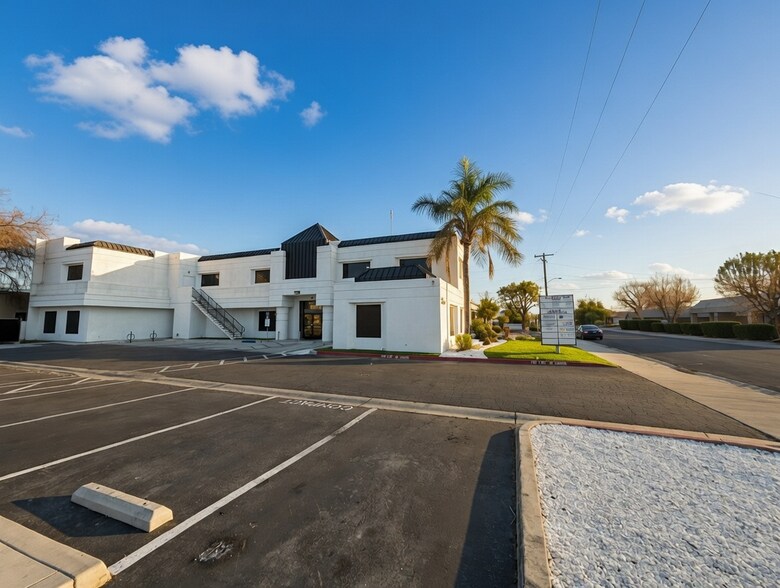 2008 W Dorothea Ave, Visalia, CA à louer - Photo du bâtiment - Image 3 de 40