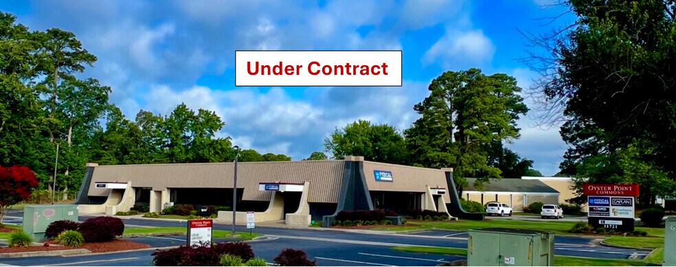 11721 Jefferson Ave, Newport News, VA à vendre - Photo du bâtiment - Image 1 de 14