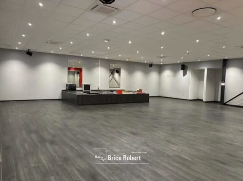 Flex dans Miribel à louer - Photo intérieure - Image 2 de 6