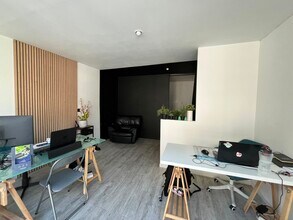 42 Rue Capdeville, Bordeaux for lease Interior Photo- Image 2 of 6