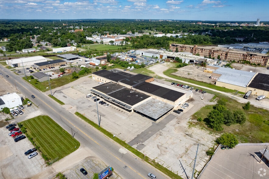 244 Olive St, South Bend, IN for lease - Aerial - Image 3 of 18