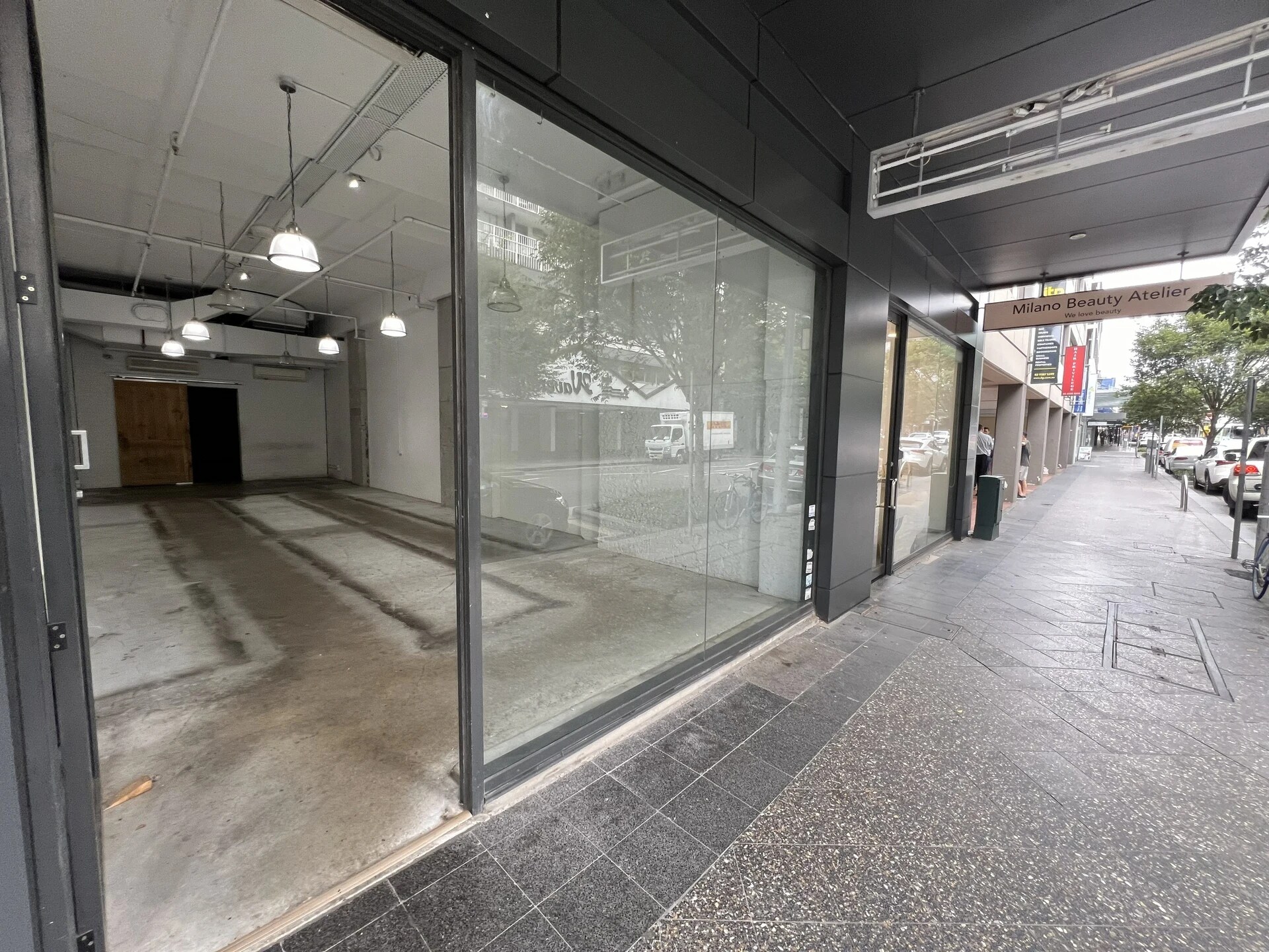 310-330 Oxford St, Bondi Junction for lease Building Photo- Image 1 of 5