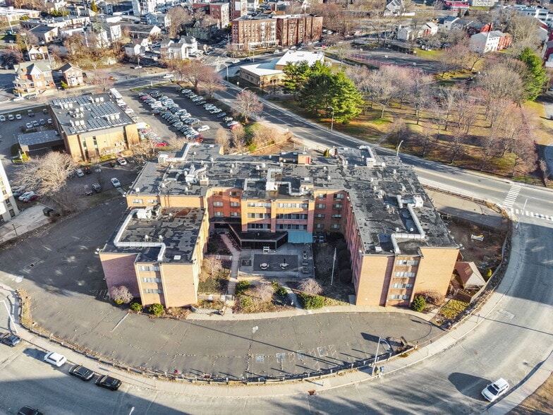 44 Abbott Ter, Waterbury, CT for sale - Building Photo - Image 2 of 5