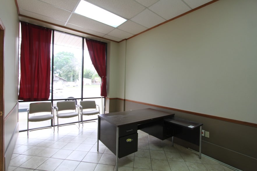 421 W Tunnel Blvd, Houma, LA for sale - Interior Photo - Image 2 of 20