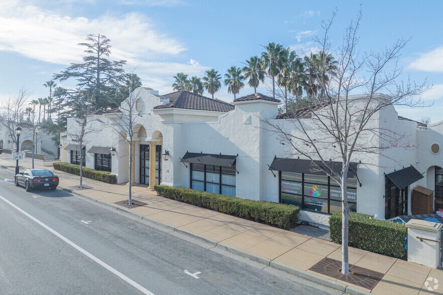 43541-43543 Mission Blvd, Fremont, CA for lease - Building Photo - Image 2 of 10
