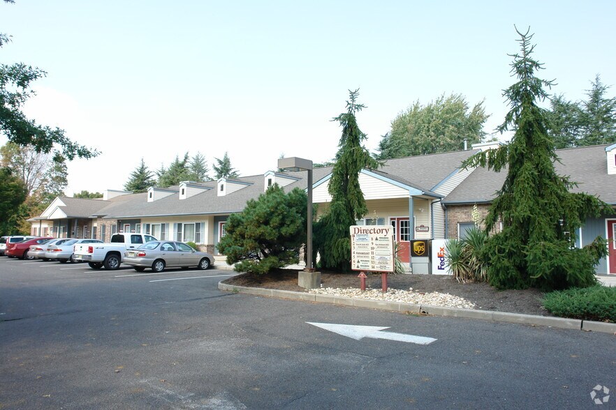 231 Crosswicks, Bordentown, NJ à vendre - Photo du bâtiment - Image 3 de 3